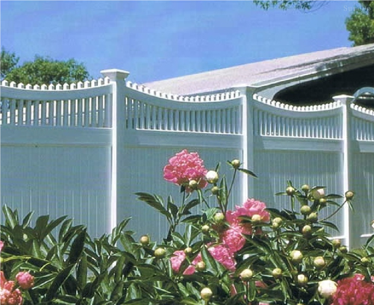 HF007 Vinyl Privacy Fence With Top Picket
